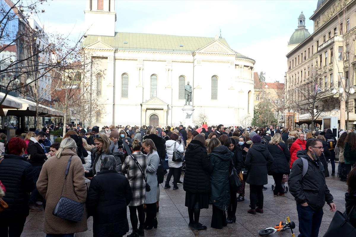 Hırvatistan'da 6,3 büyüklüğünde deprem