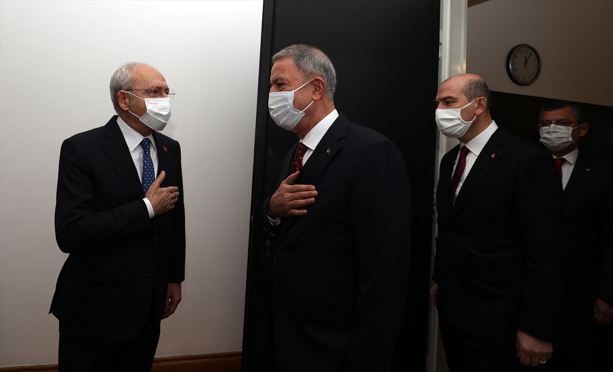 Bakan Akar ve Bakan Soylu, siyasi partileri ziyaret etti