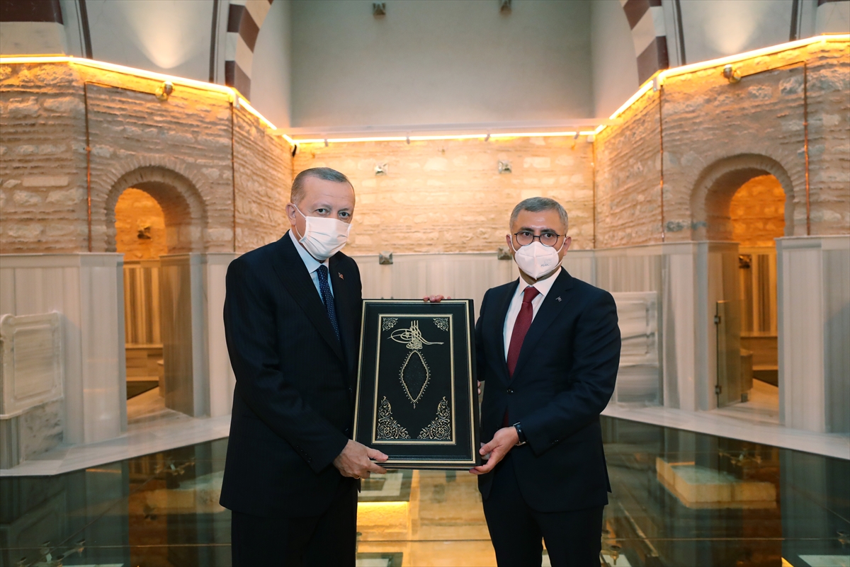 Cumhurbaşkanı Erdoğan, cuma namazını Büyük Selimiye Camisi'nde kıldı Cumhurbaşkanı Erdoğan, cuma namazını Büyük Selimiye Camisi'nde kıldı