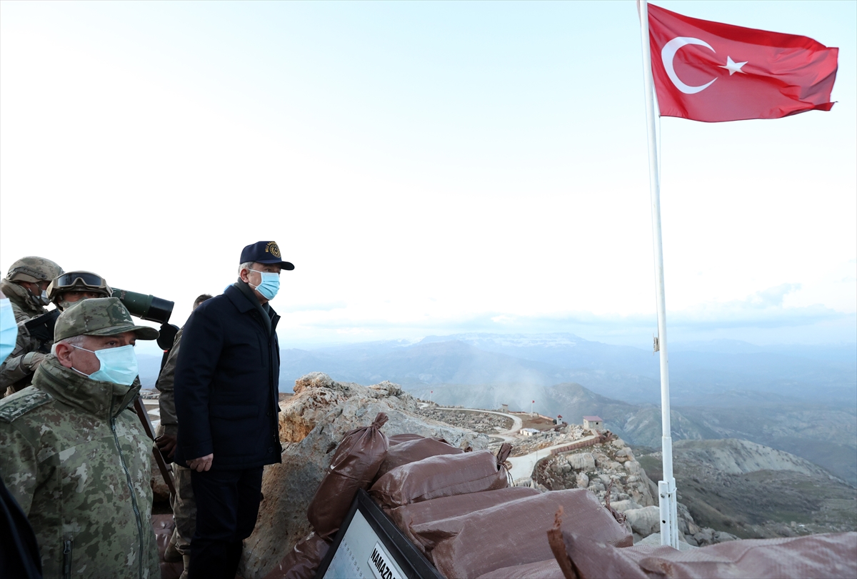 Akar ve TSK komuta kademesi Namaz Dağı'nda alınan tedbirleri inceledi