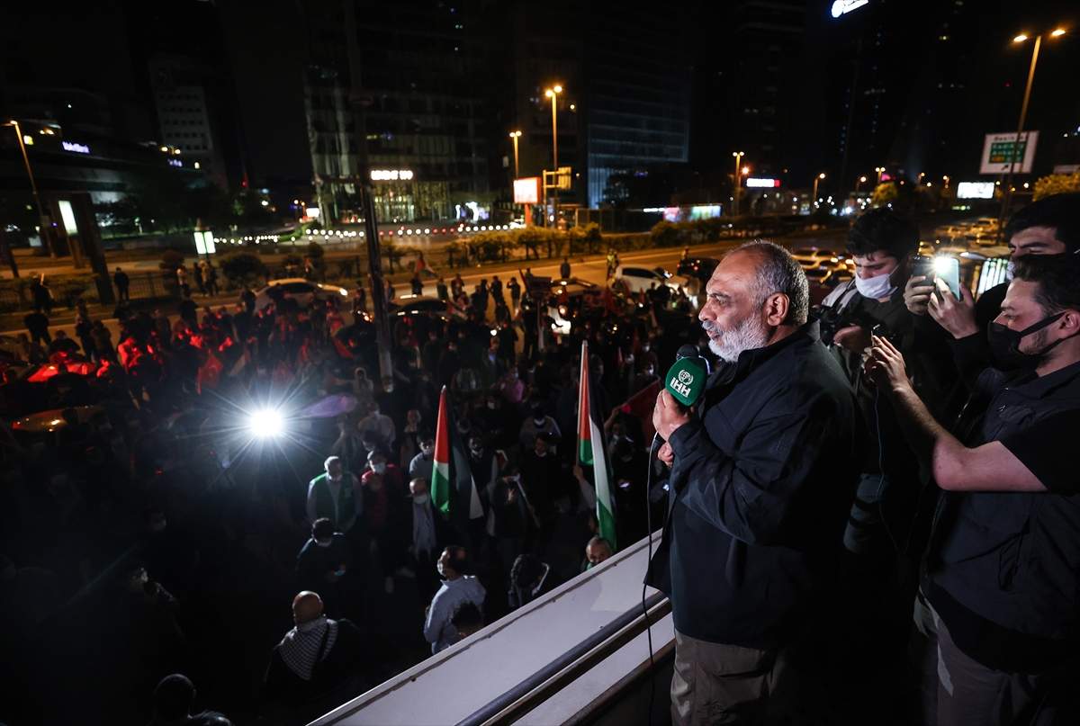 İsrail'in İstanbul Başkonsolosluğu önünde Mescid-i Aksa saldırısı protesto edildi