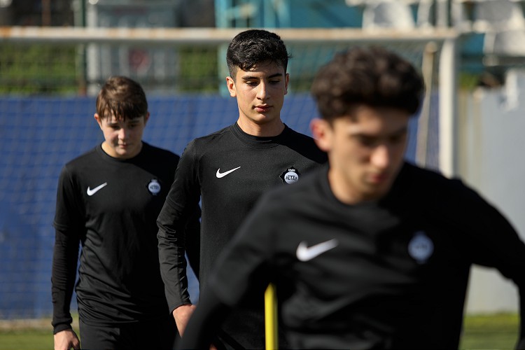 Fethi Sekin'in oğlu Burak Tolunay Sekin: Babam beni Galatasaray'da görmek isterdi