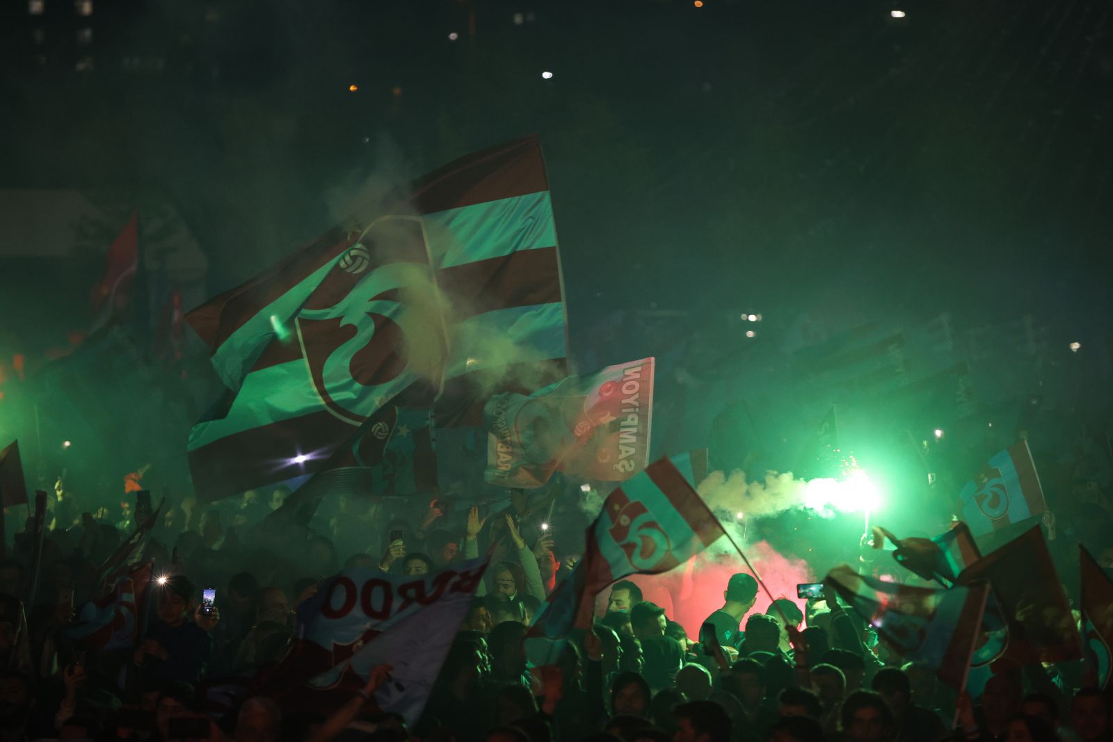 Yenikapı'da kaç Trabzonspor taraftarı vardı? Ahmet Ağaoğlu: 