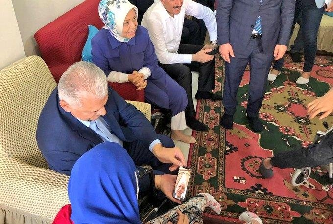 Binali Yıldırım Malatya'da Katı ailesini ziyaret etti