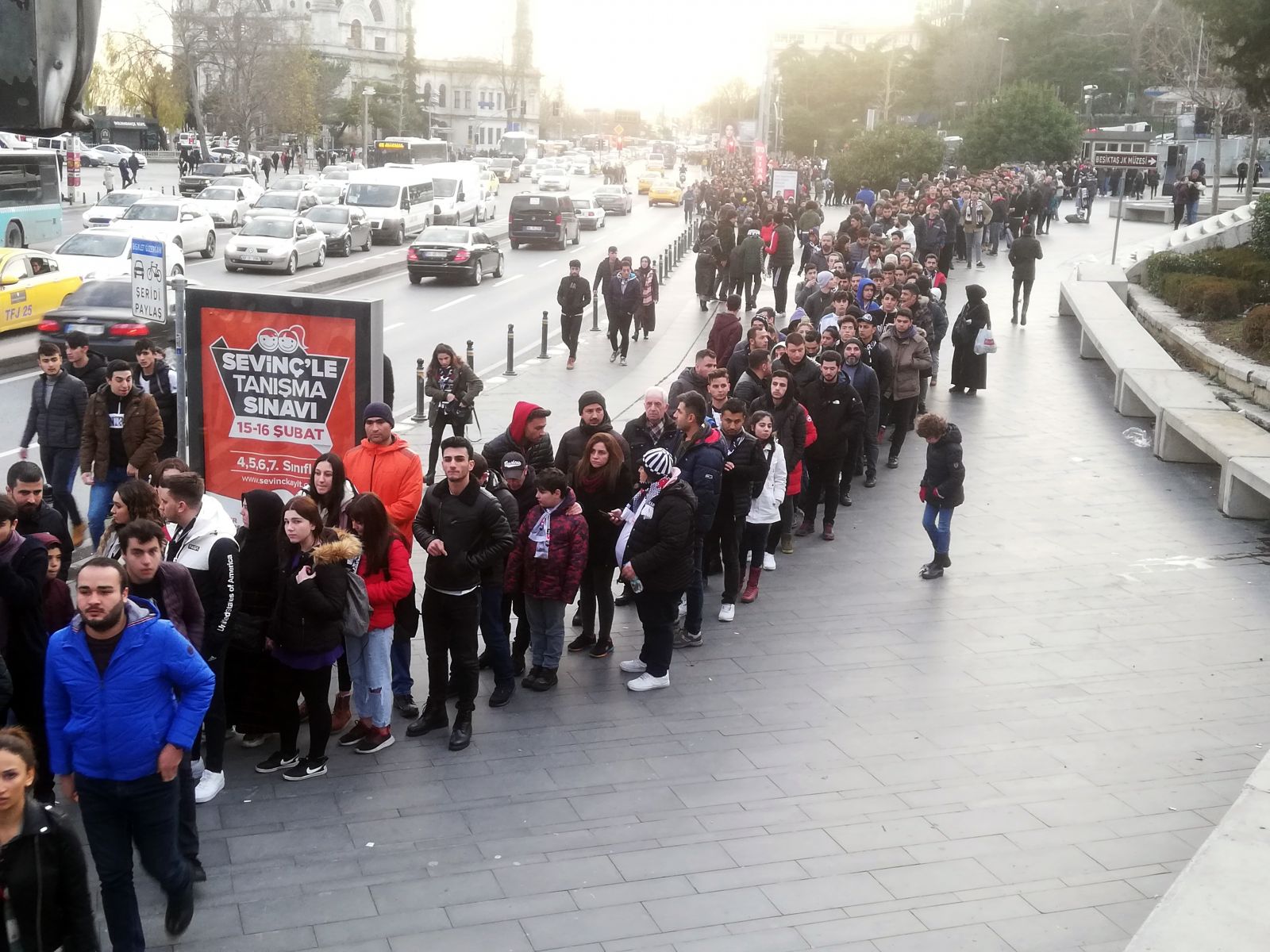 Vodafone Park'ta Sergen Yalçın izdihamı