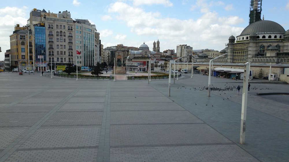 İstanbul metrolarında koronavirüs sessizliği