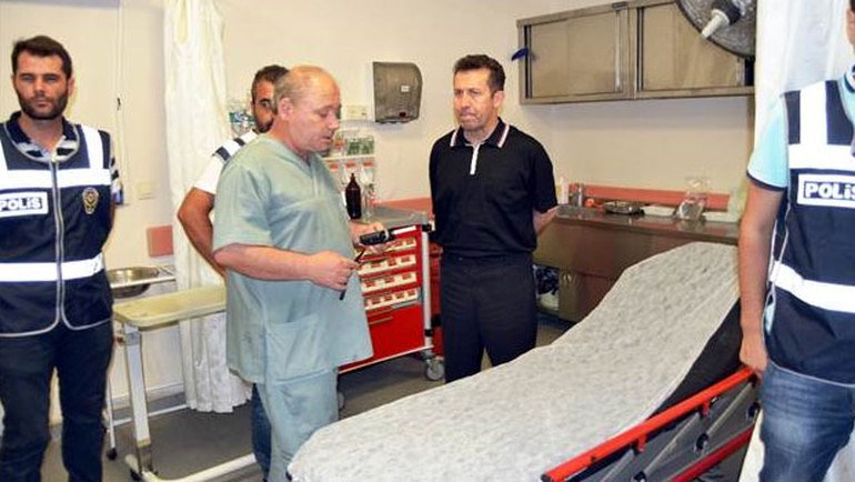 Aranan 2 albay Midilli'ye kaçmak isterken yakalandı