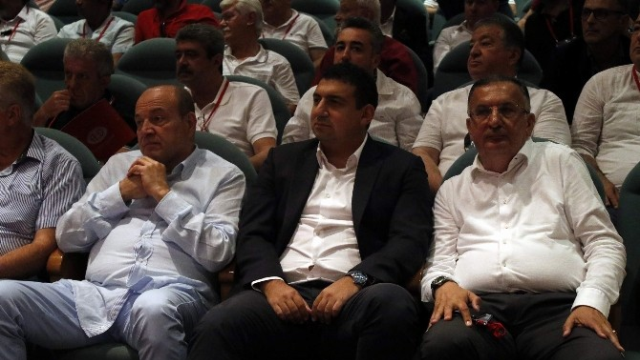Ali Şafak Öztürk , Antalyaspor'un yeni başkanı oldu