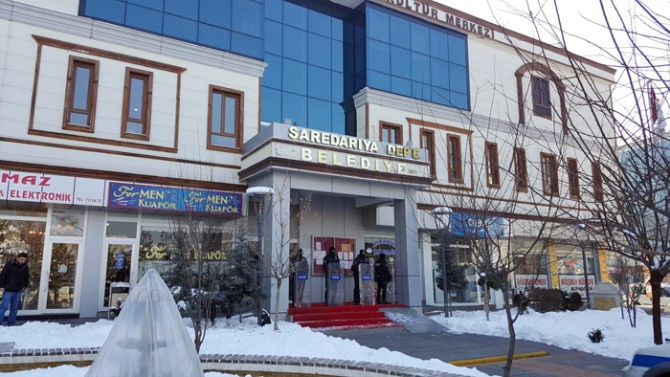 Elazığ’da DBP’li belediye eş başkanlarına gözaltı