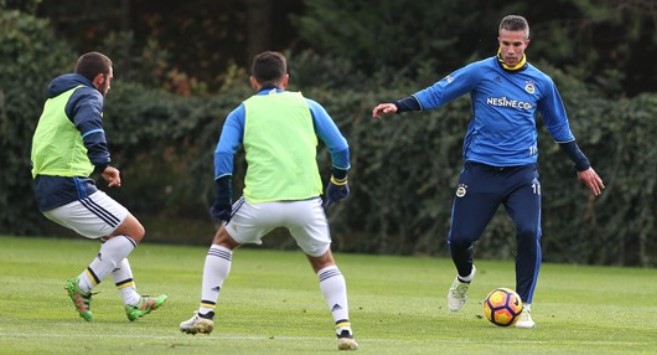 Fenerbahçe derbiye rambo eğitimiyle hazırlanıyor