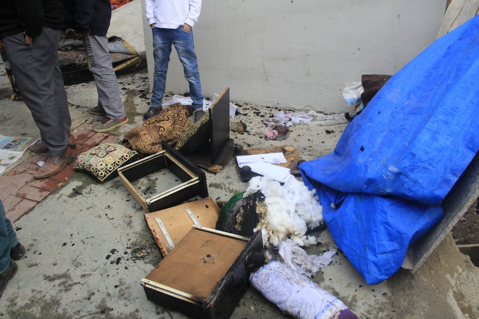 Elektrik sobası yatağa devrildi, 7 aylık bebek yandı