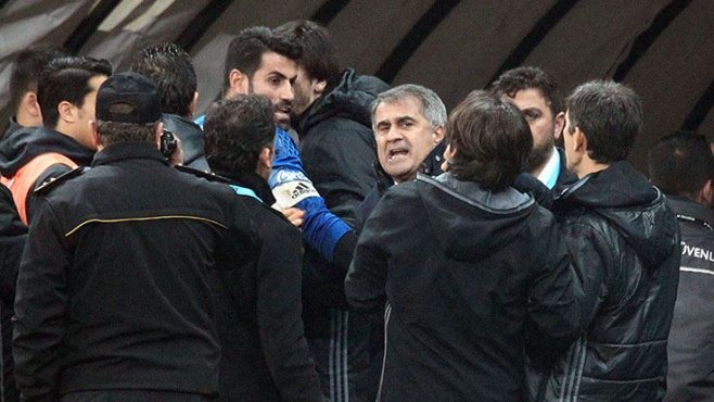 Olaylı Beşiktaş-Fenerbahçe derbisinin faturası ağır oldu