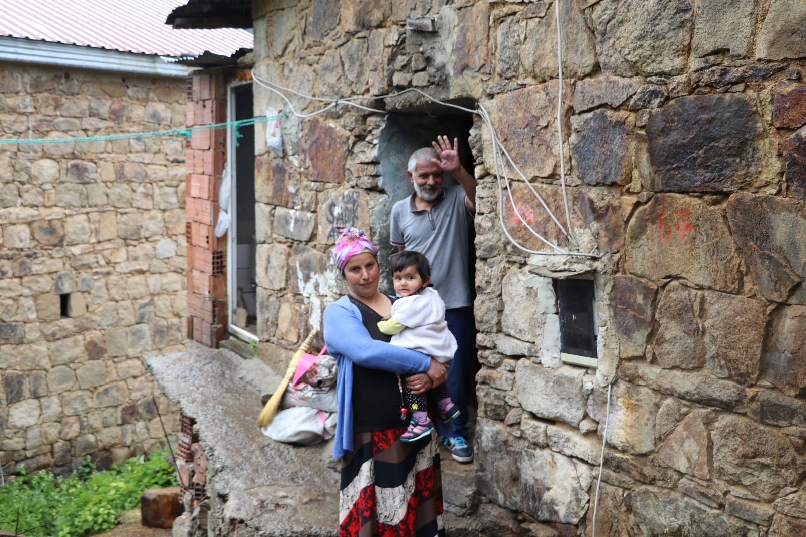 Rize’de 6 kişilik Avcı ailesinin dramı yürek burkuyor
