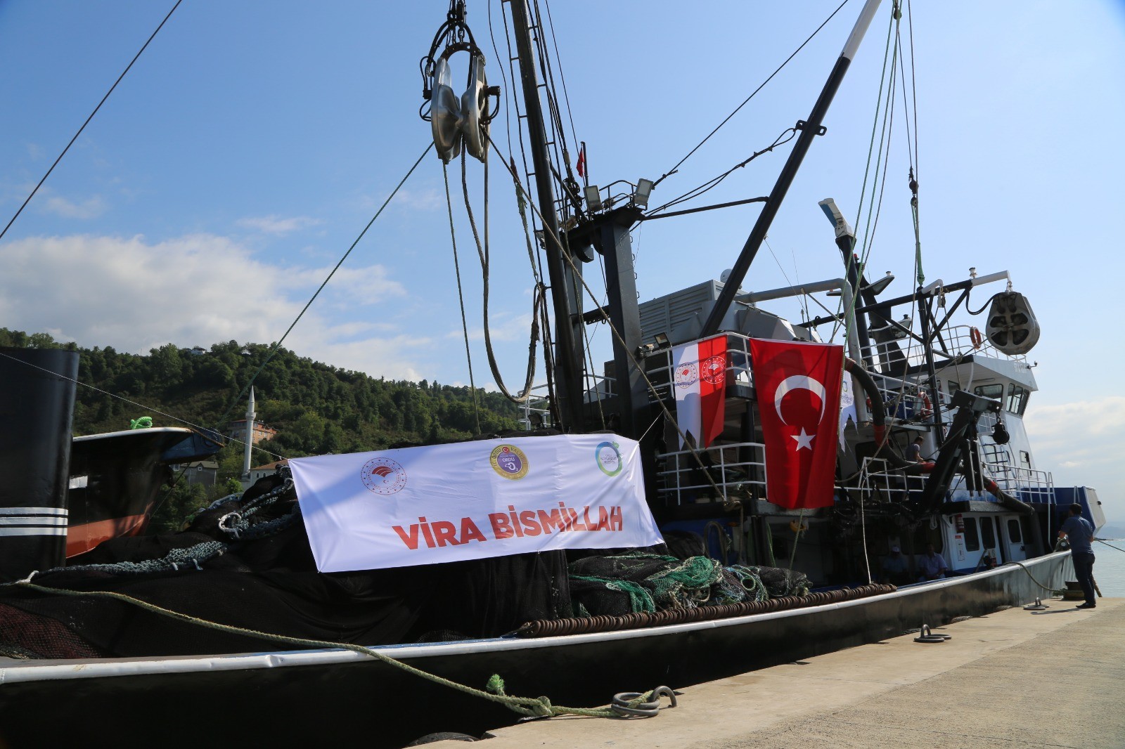 Ordulu balıkçılar dualarla denize açıldı