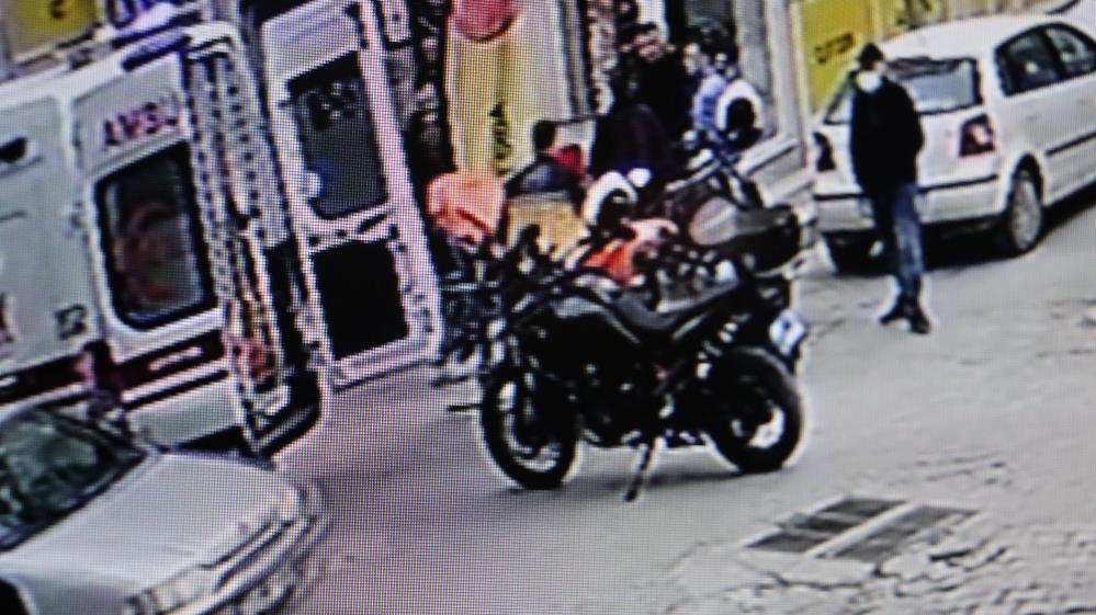 Büfede 'istediği sigara yok' diye kan döktü!