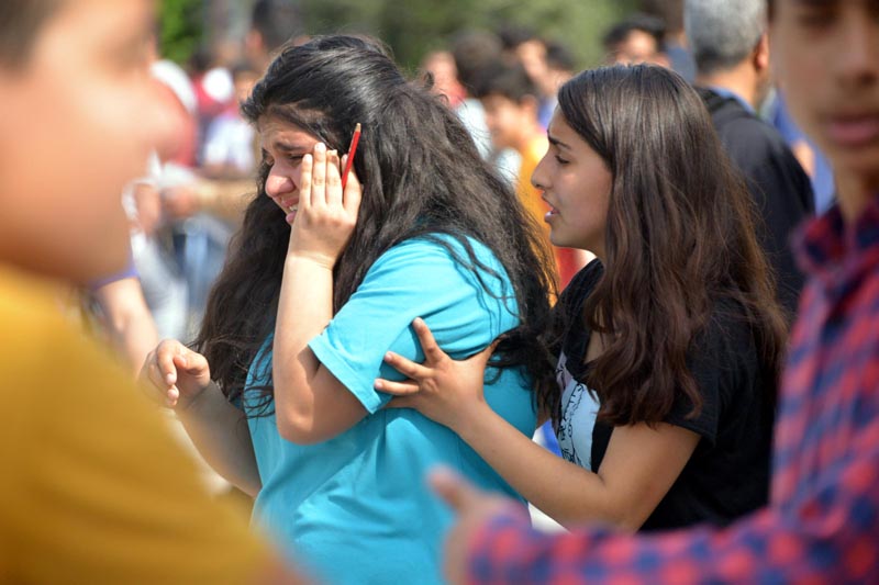 Adana'da liselilerin futbol maçı kanlı bitti!