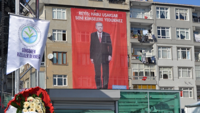 Erdoğan için ilginç pankart