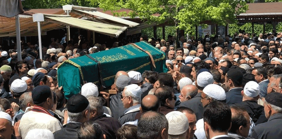 Adnan Ağabeyimizi dualarla uğurladık