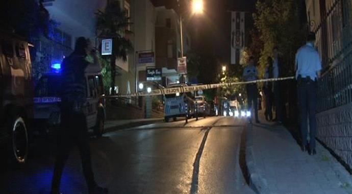 Kadıköy'de terör operasyonunda silahlı çatışma