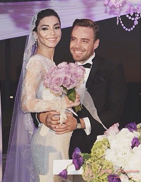 Merve Boluğur ikinci kez dünyaevine girdi, işte Merve Boluğur ve Mert Aydın'ın düğününden ilk kare