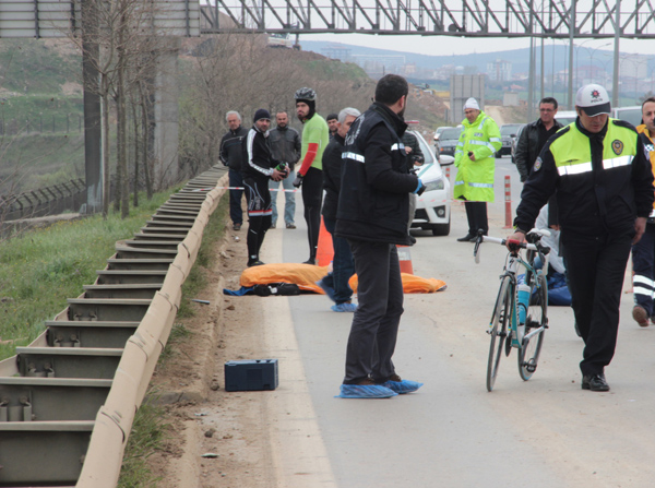 Profesyonel bisikletçi kamyonun altında ezilerek öldü