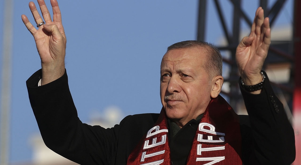 Cumhurbaşkanı Erdoğan'dan kur spekülasyonları açıklaması: 1 saatte atıverdik