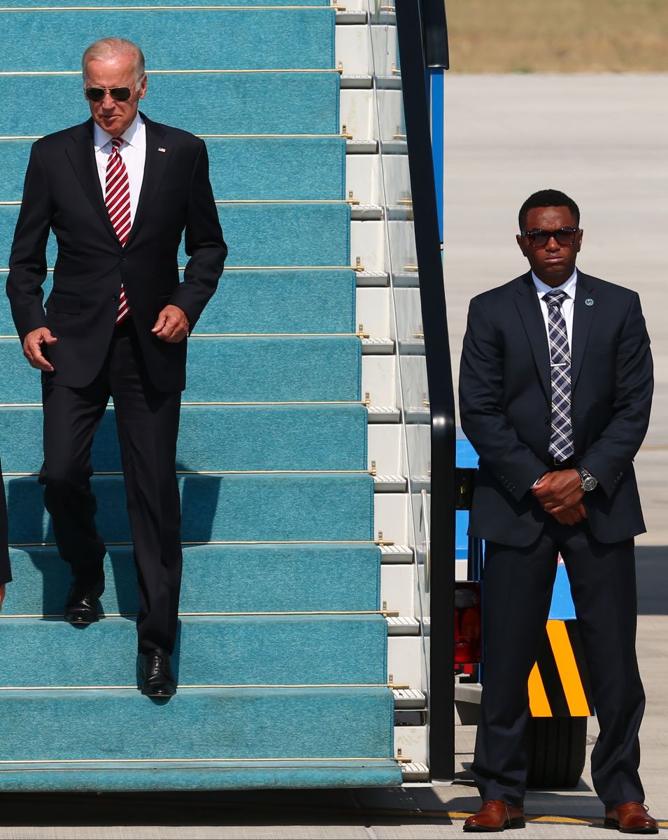 Joe Biden'i Ankara Vali Yardımcısı karşıladı