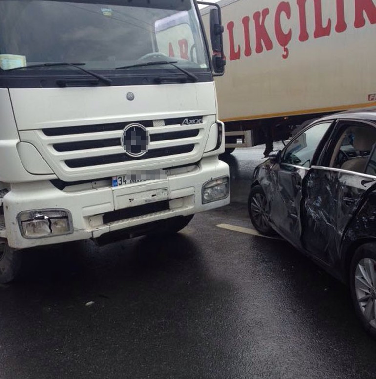 Trafik kazası geçiren Esra Erol'un sağlık durumu ne?