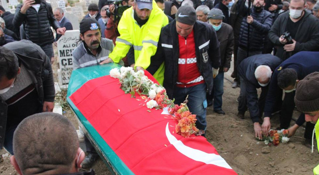 Küçük Müslüme dualarla son yolculuğuna uğurlandı