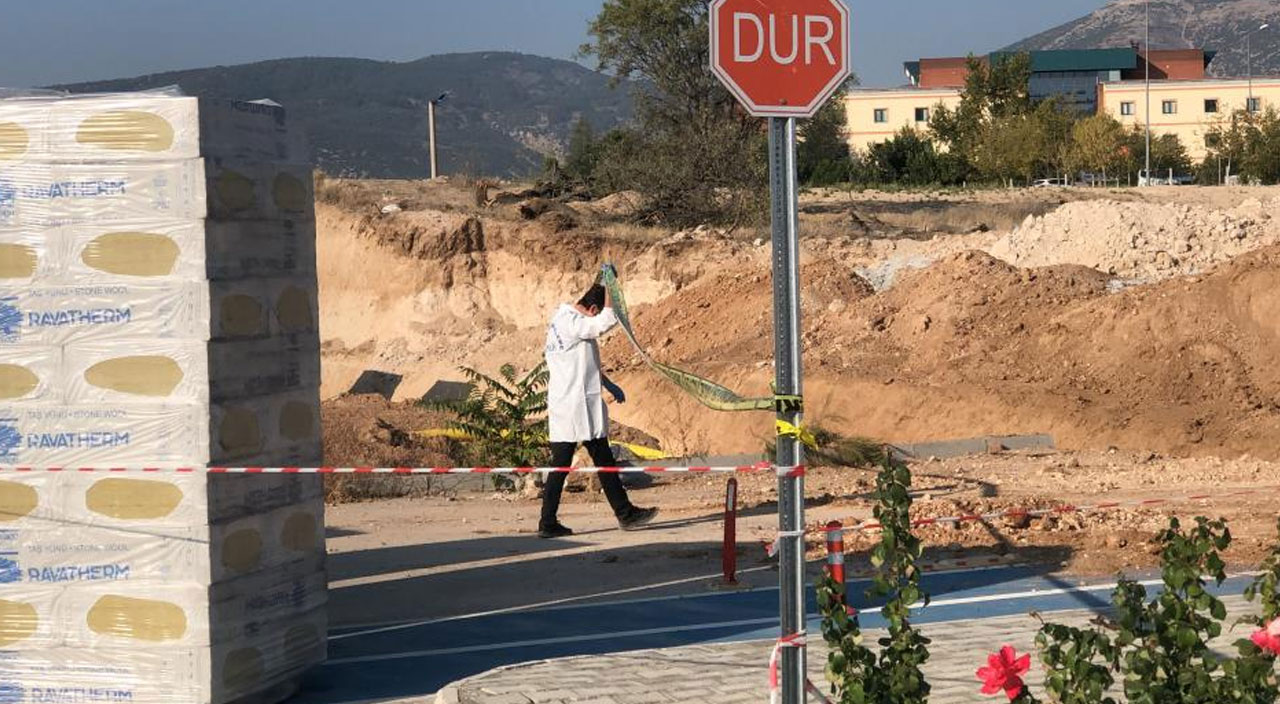 Üniversite yerleşkesinde kaldığı yurda dönerken inşaat çukuruna düşen üniversite öğrencisi hayatını kaybetti