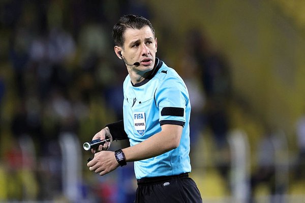 Galatasaray Fenerbahçe derbisinin hakemi belli oldu