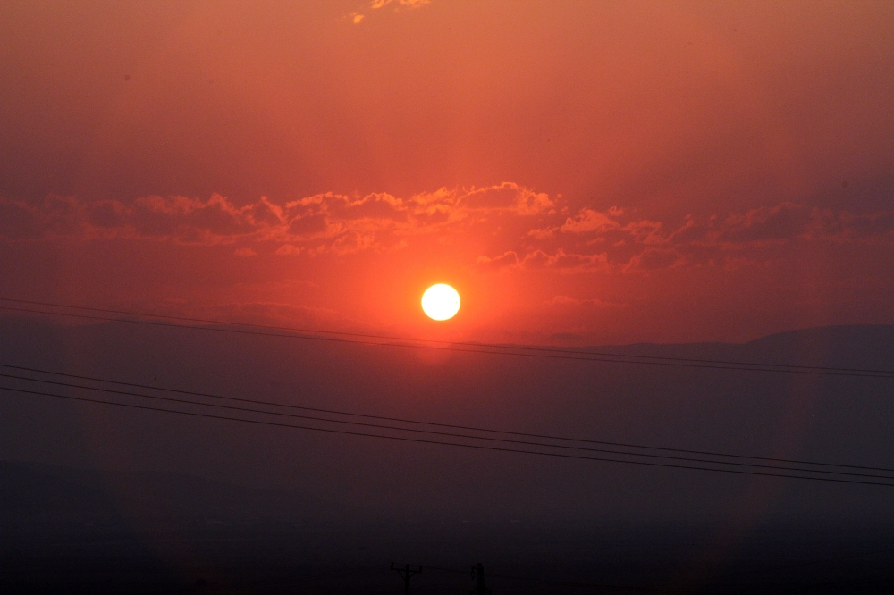 Ardahan Ovası'nda muhteşem günbatımı