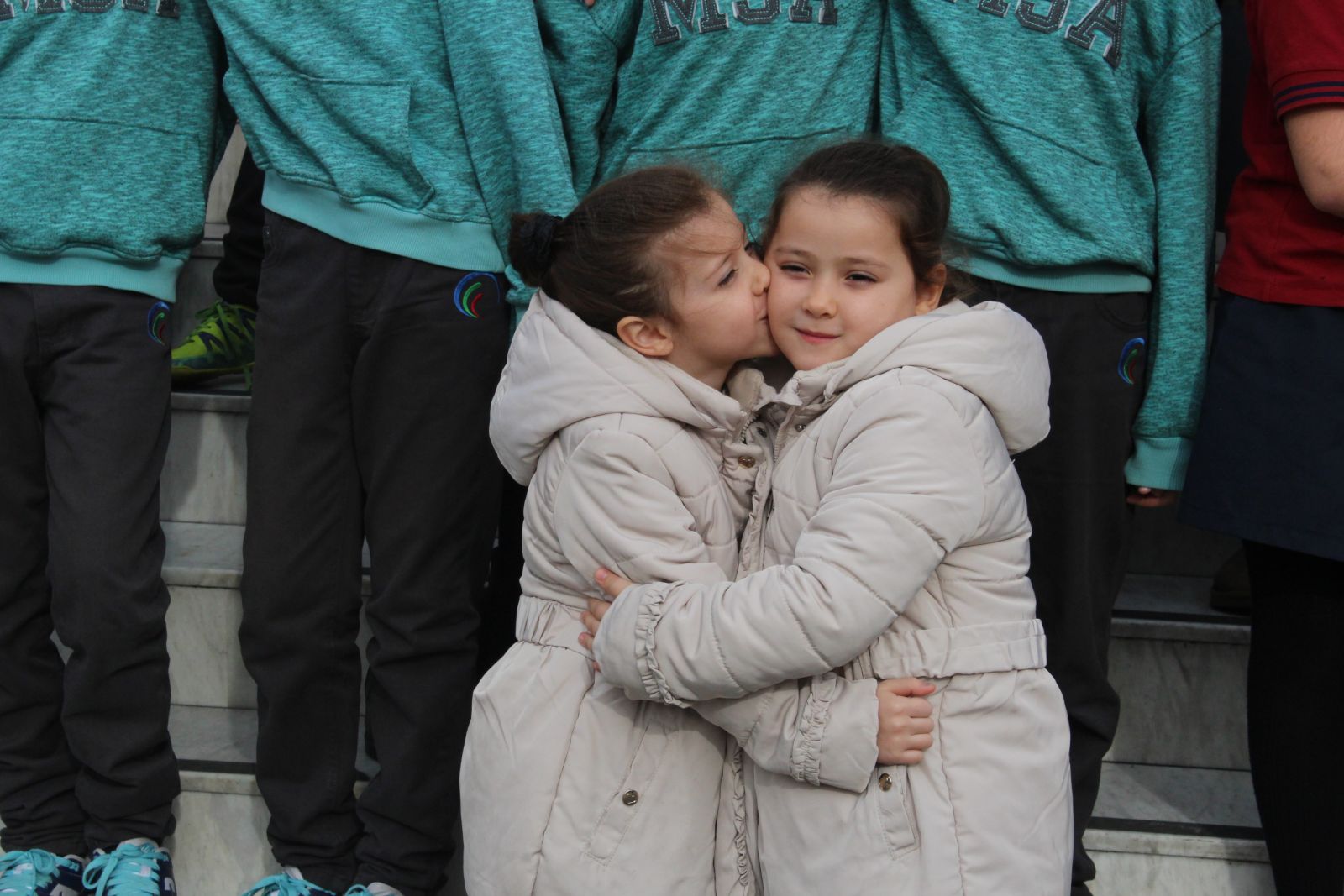 Bu okulda 33 ikiz, bir üçüz öğrenci var