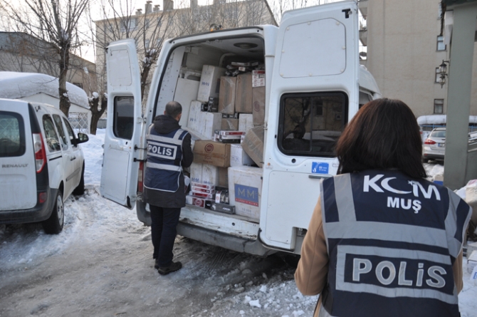 Cenaze nakil aracından bakın ne çıktı!