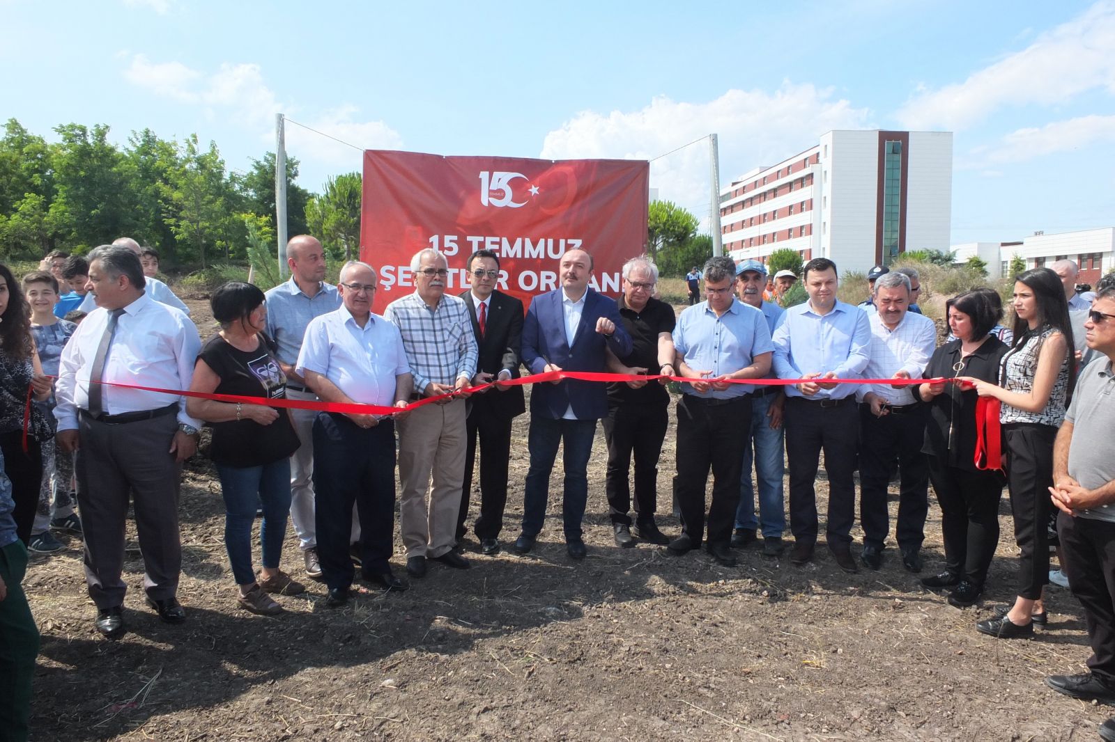 251 şehit için 251 fidan toprakla buluştu