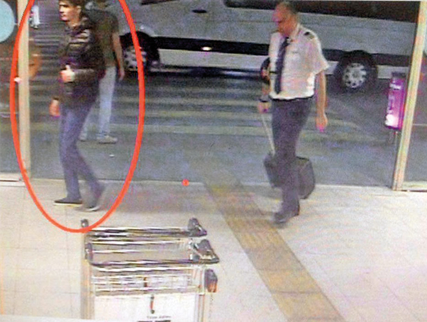 Terörist içeri böyle girmiş, işte o an