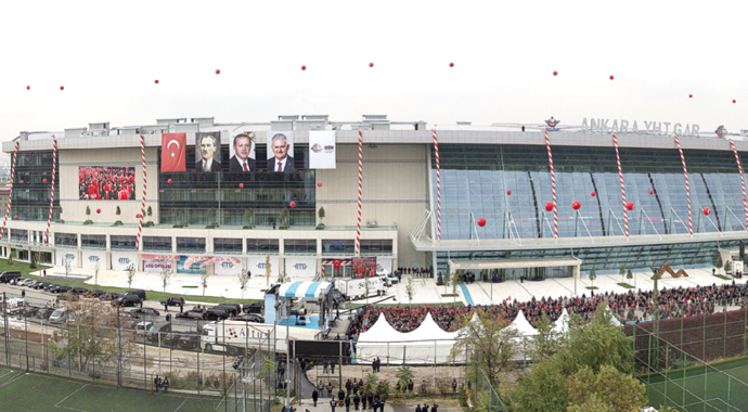 'Dostu düşmanı gördük'