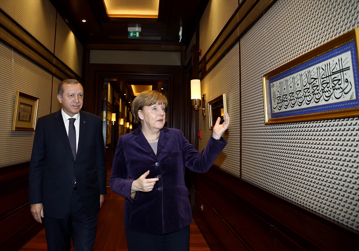 Cumhurbaşkanı Erdoğan, Merkel'i kabul etti