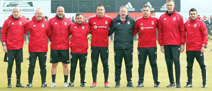 Sen neymişsin be abi!