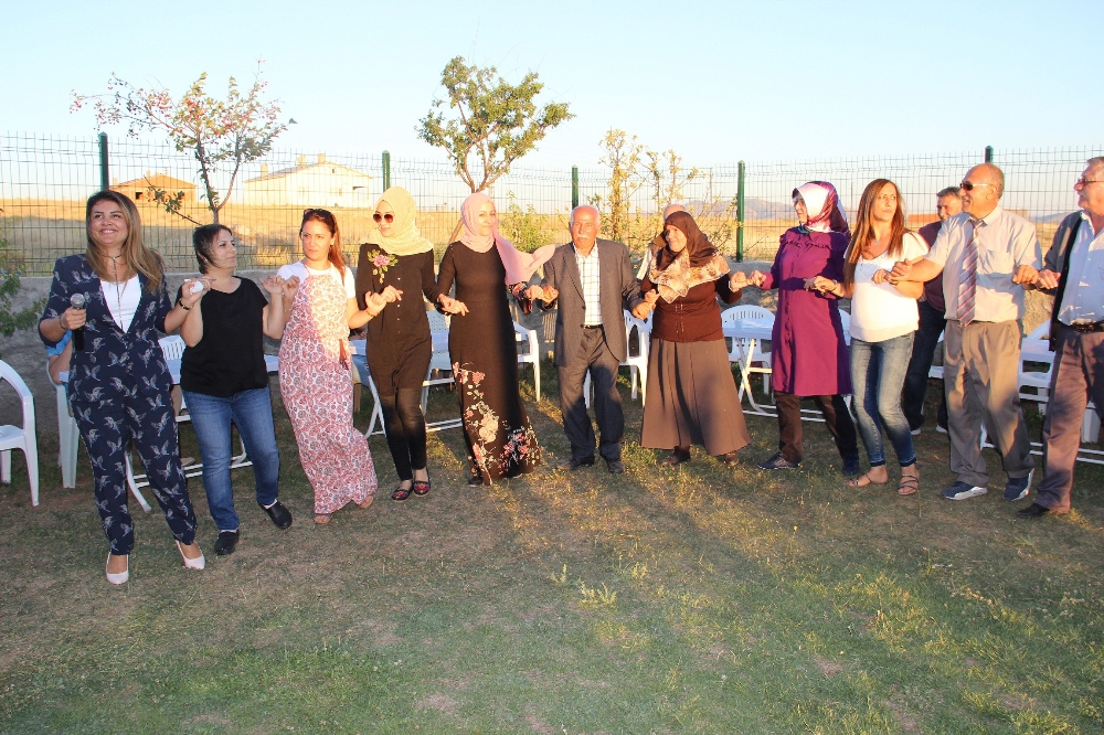 Evlendikten 47 yıl sonra düğünlerini yaptılar