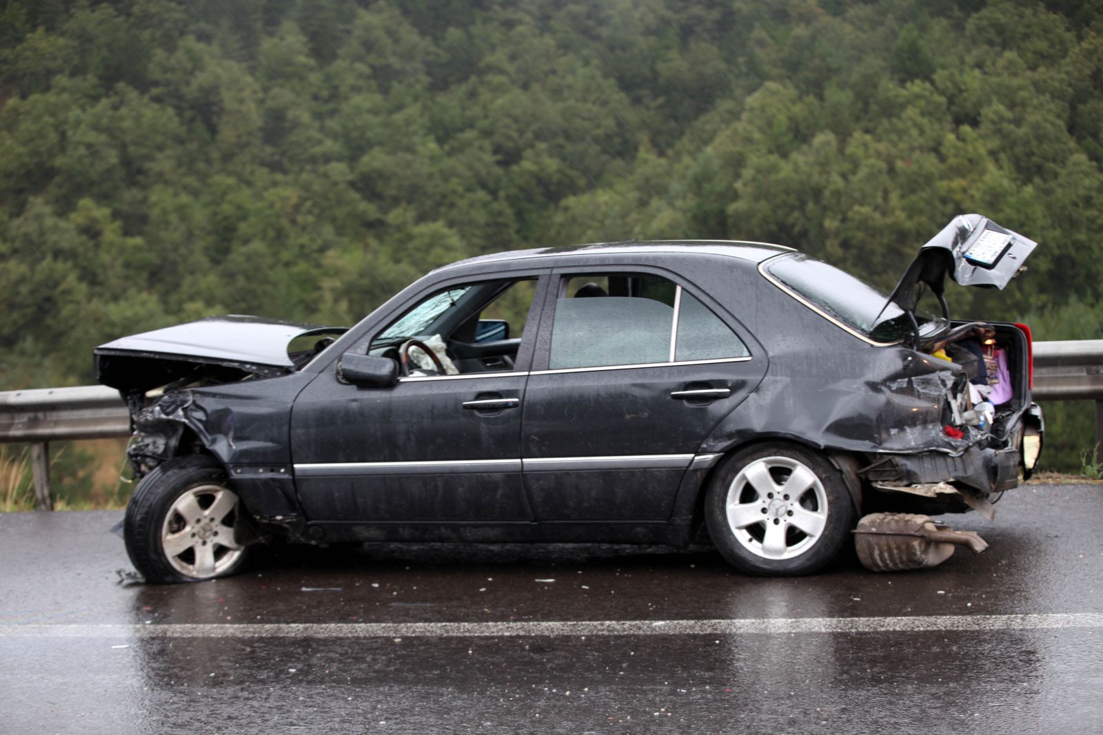 TEM otoyolunda zincirleme kaza, yaralılar var