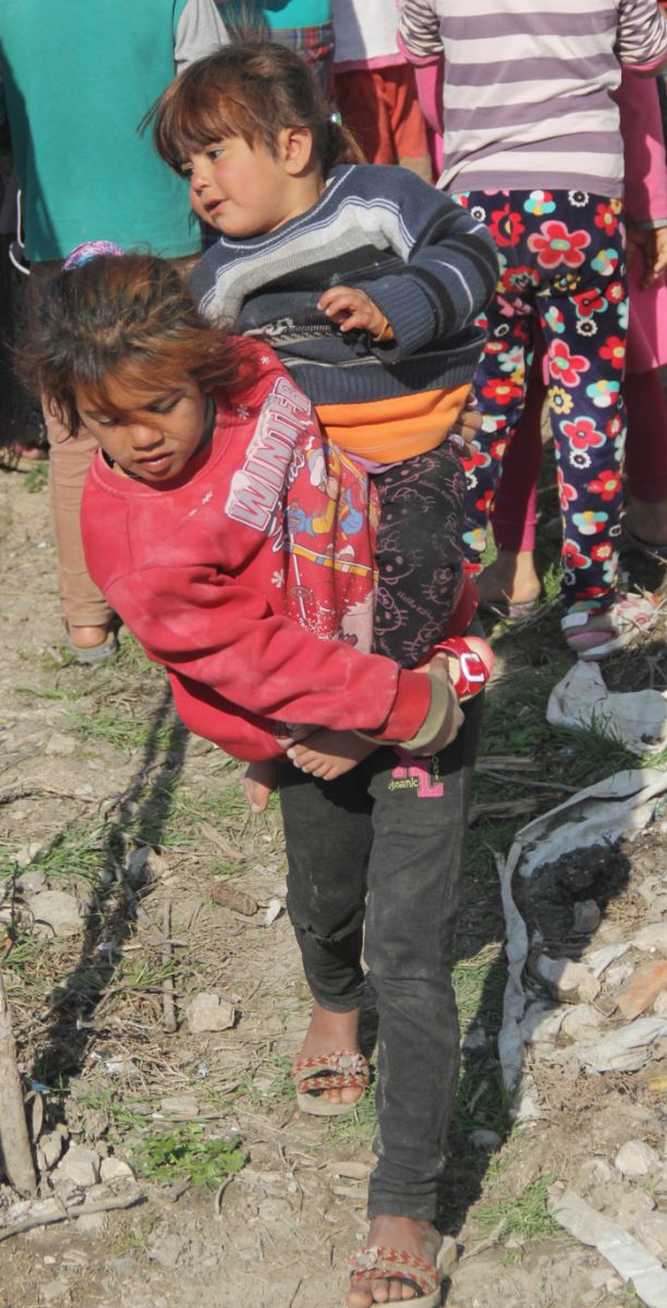 Yaşı küçük, yükü büyük!