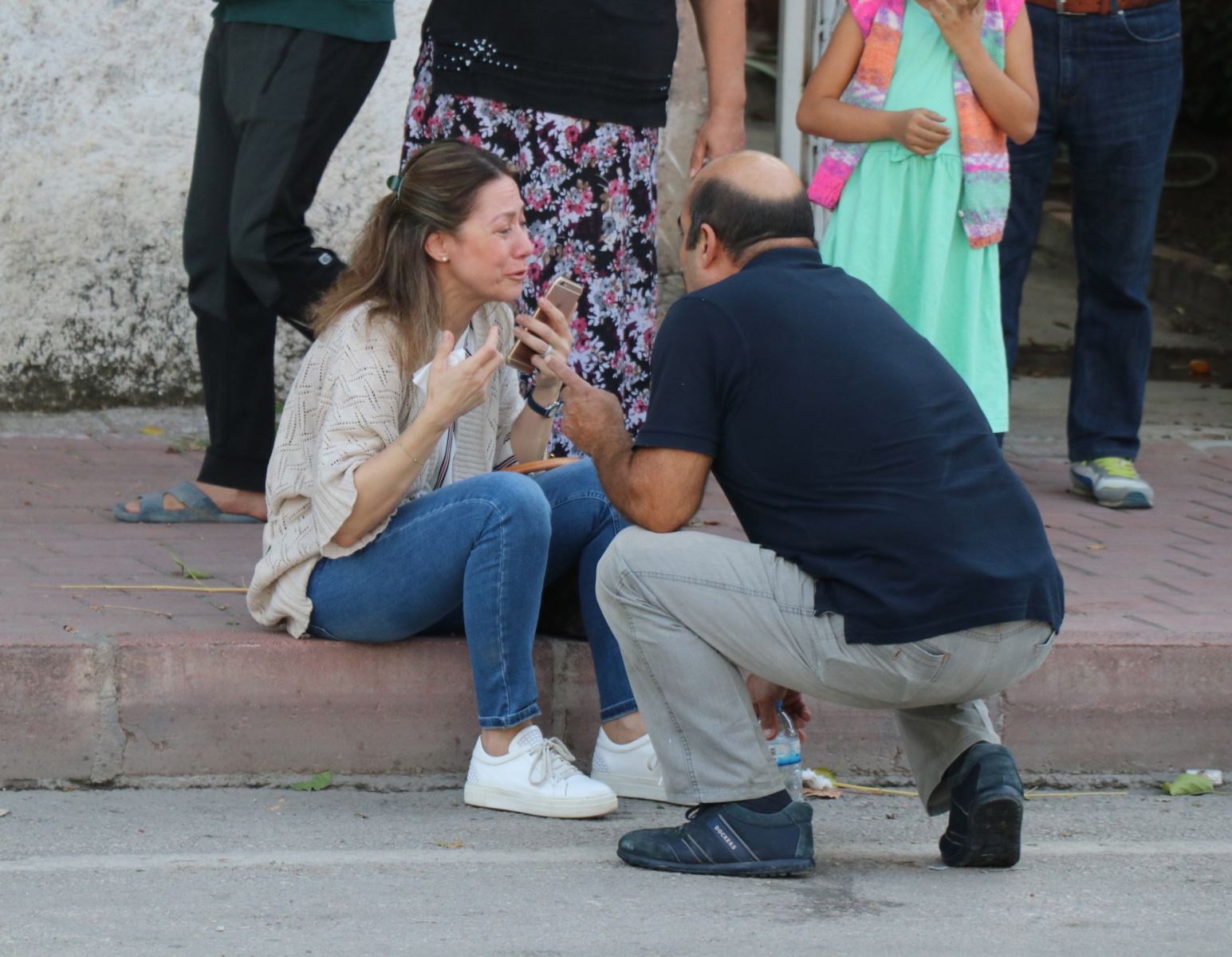 Adana'da polis radarından korkan kadın şoka girdi!