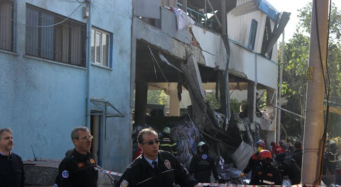 Sondakika! Bursa'da fabrikada patlama: 5 işçi hayatını kaybetti