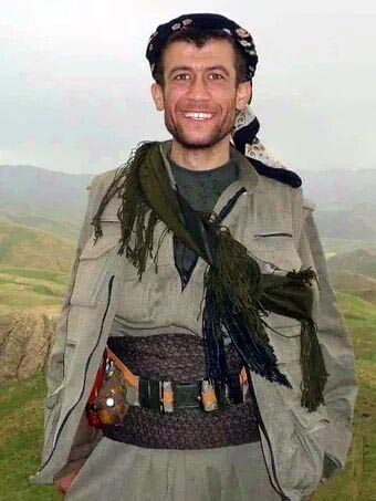 Terörist cenazesine katılan HDP'lilerden küstah sözler!