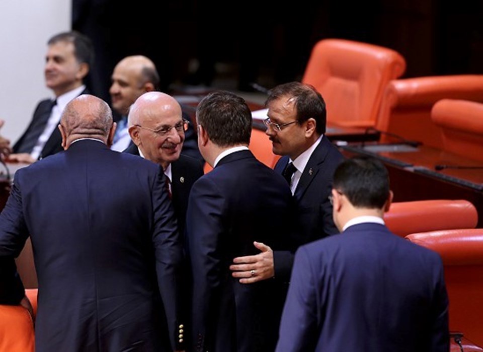 İsmail Kahraman yeniden TBMM Başkanı seçildi (İsmail Kahraman kimdir?)