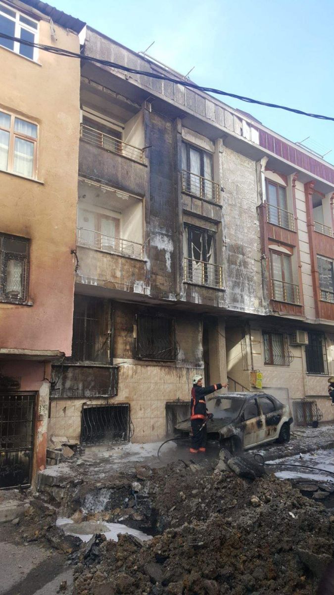 İstanbul'da doğalgaz patlaması korkuttu