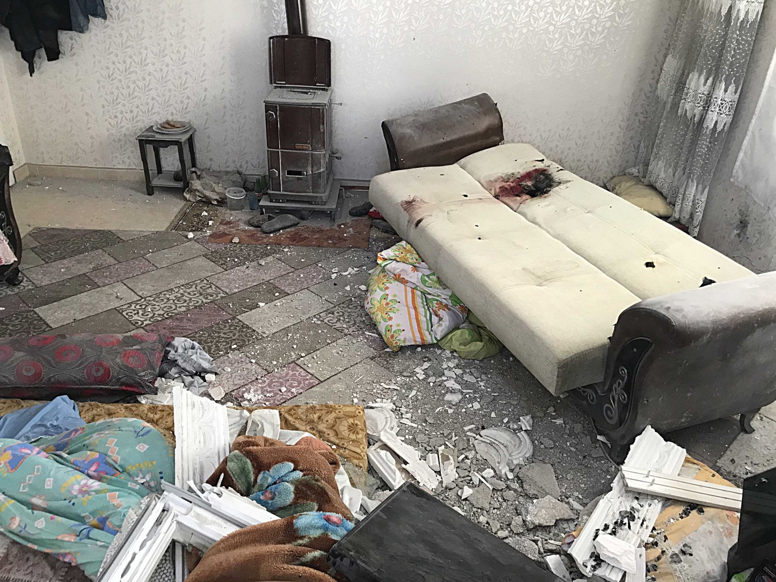 Kilis ve Hatay'a 9 roket: 2 ölü, 19 yaralı