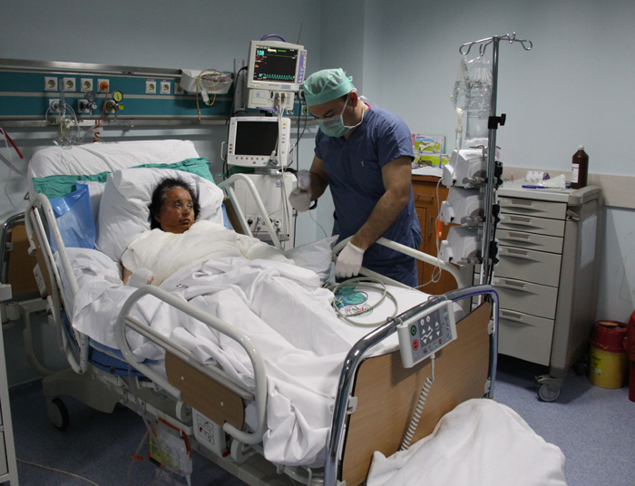 20 yıllık kocası tarafından uykusunda bu hale getirildi!