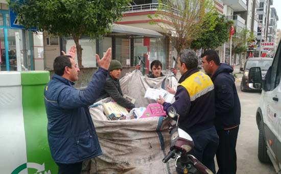 Postacı hurdacının peşine düştü